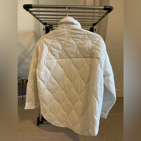 Aritzia/Wilfred Free ganna quilted oak XXS brand new - Picture 3 of 4